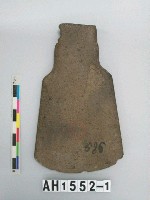 藏品(磨製有肩石斧)的圖片